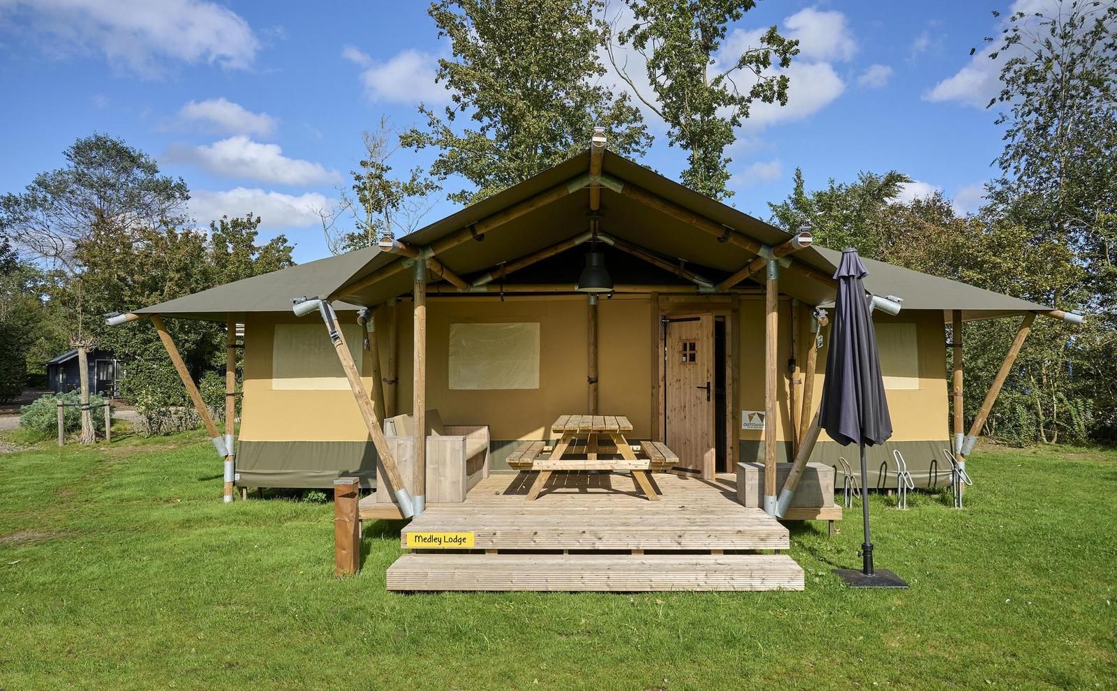Veranda by Medley Lodge in Biddinghuizen bietet eine entspannte Atmosphaere in Ost-Flevoland, Flevoland.