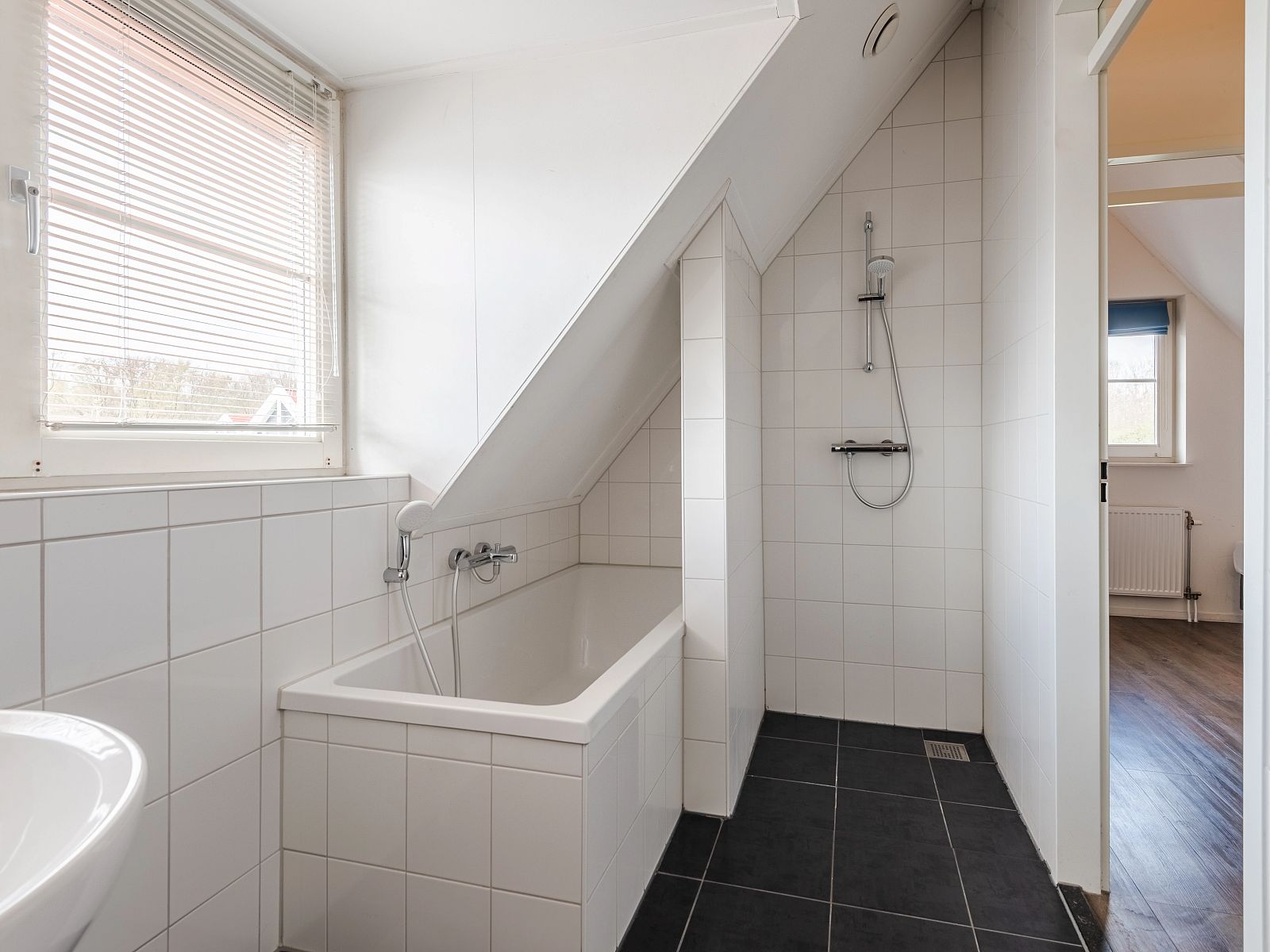 Verblijf 210115 - Bungalow Oostelijk Flevoland - Waterparc Veluwemeer | 6-persoons villa | 6C3