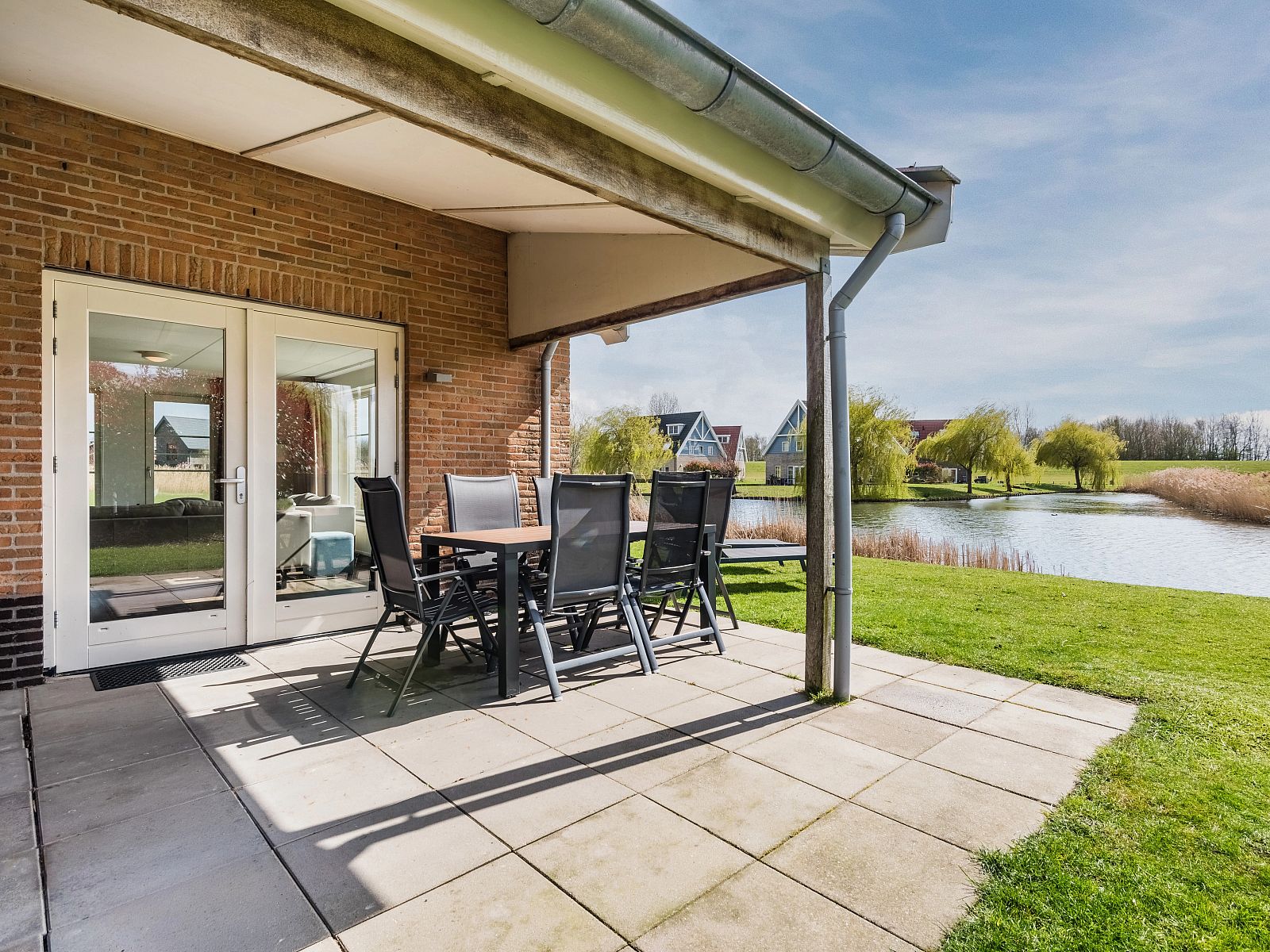 Verblijf 210115 - Bungalow Oostelijk Flevoland - Waterparc Veluwemeer | 6-persoons villa | 6C3