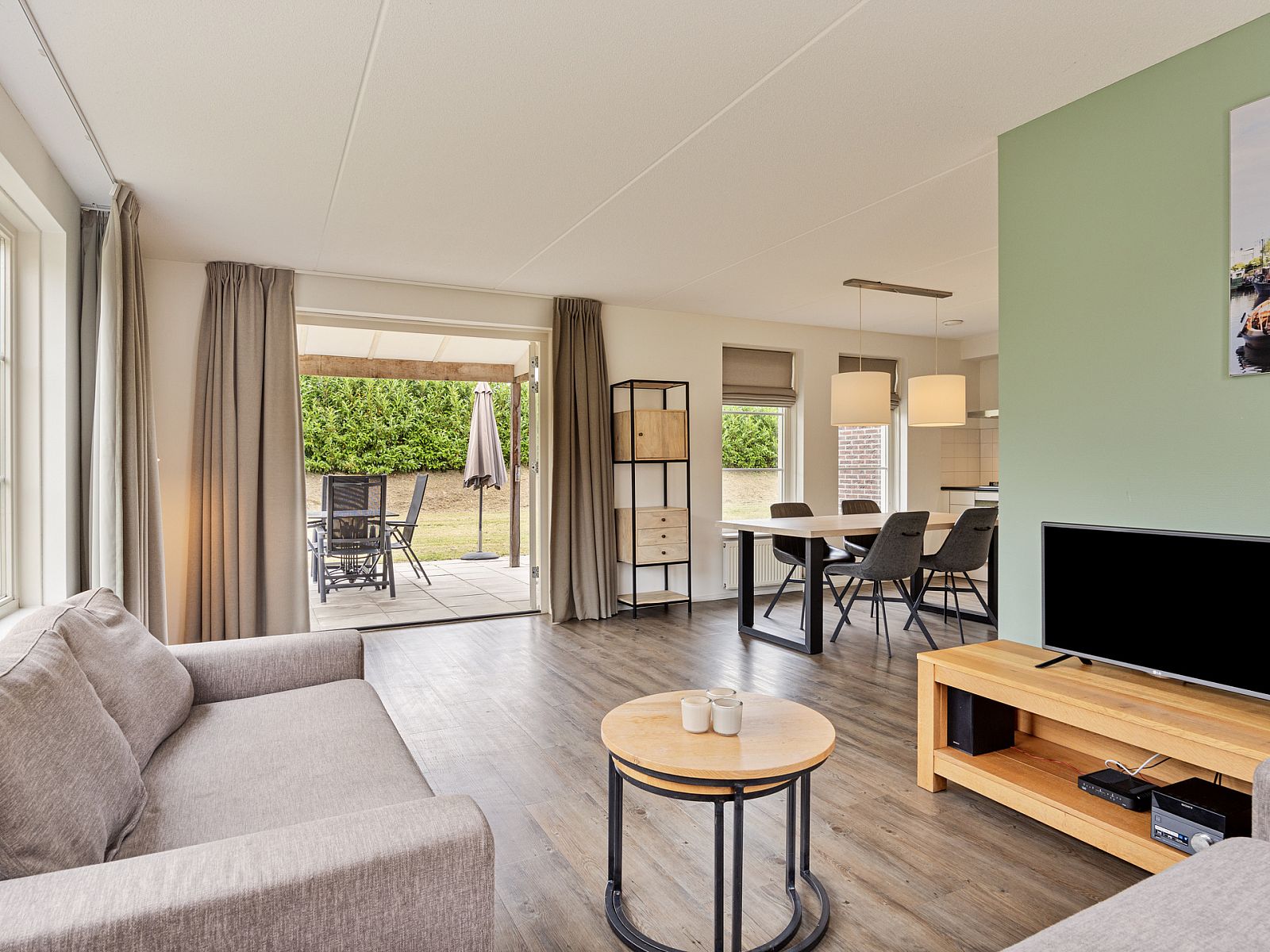 Guest house 2101206 - Holiday property Oostelijk Flevoland - Geschakelde woning in Biddinghuizen