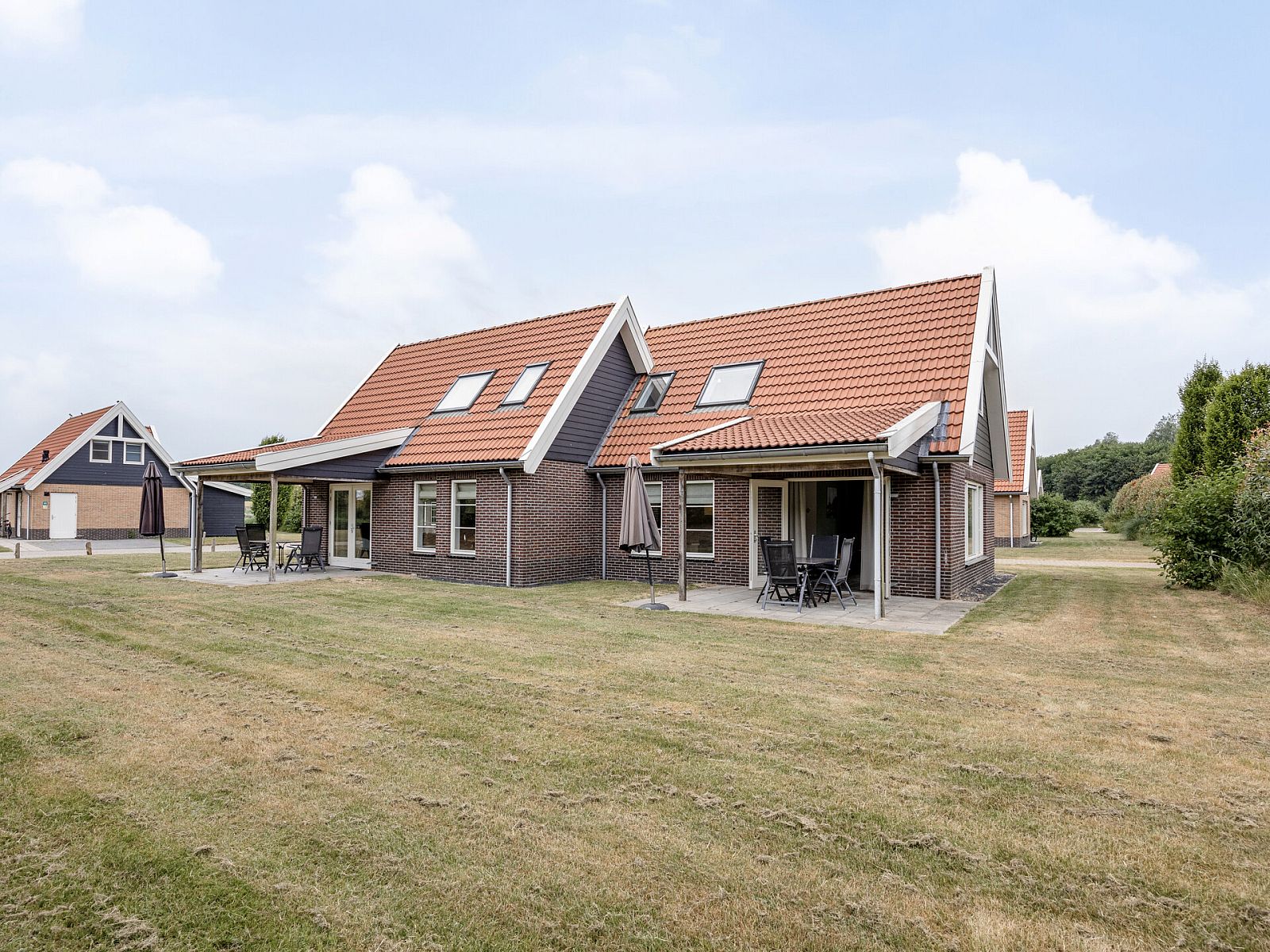 Guest house 2101206 - Holiday property Oostelijk Flevoland - Geschakelde woning in Biddinghuizen