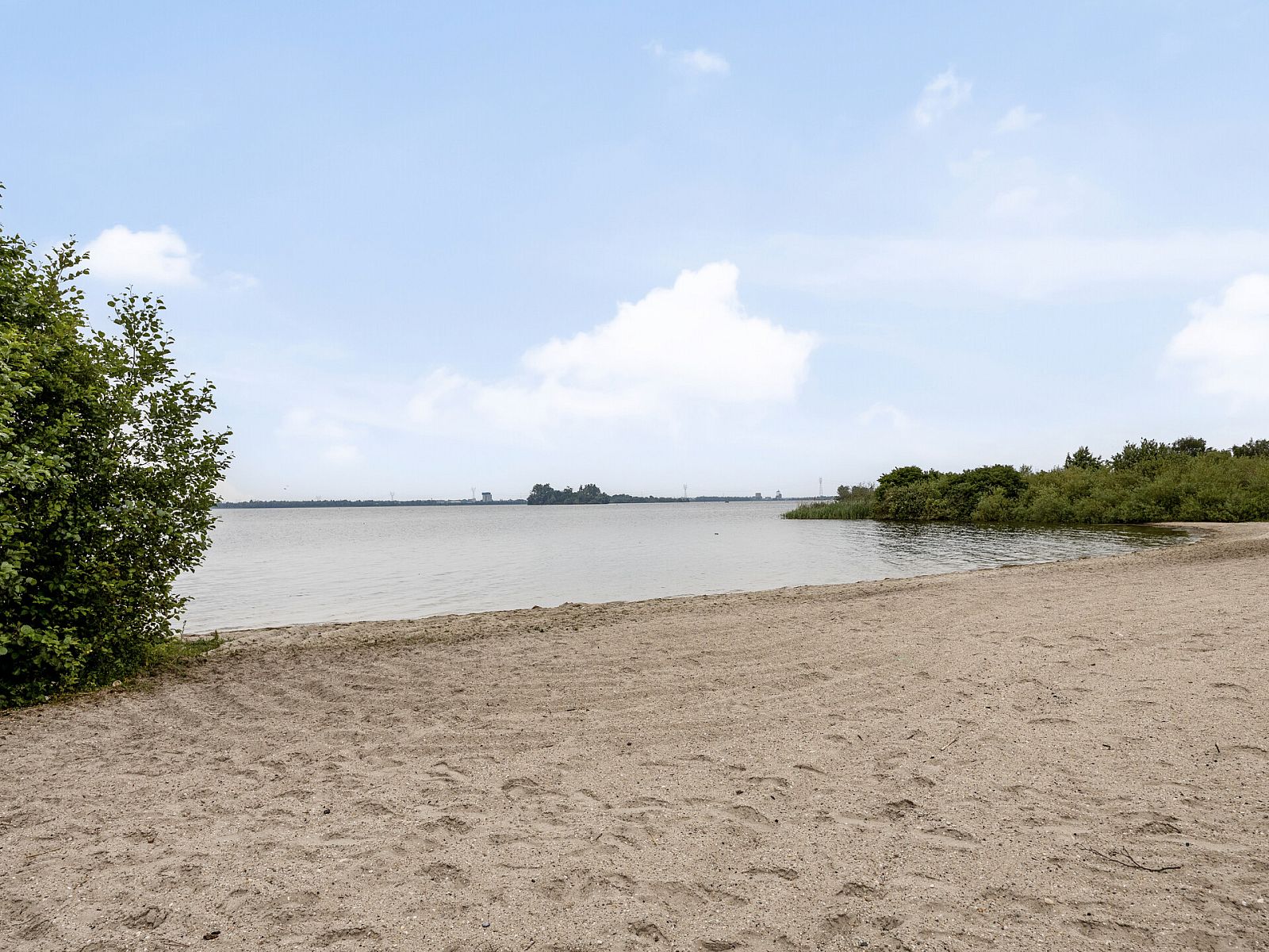 Guest house 2101206 - Holiday property Oostelijk Flevoland - Geschakelde woning in Biddinghuizen