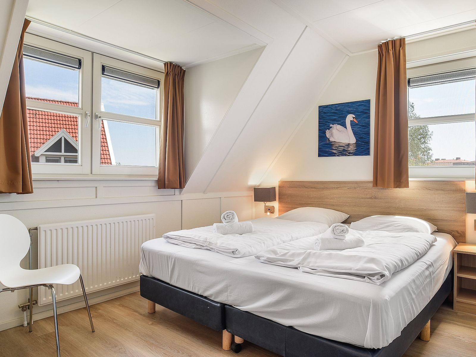 Guest house 2101208 - Bungalow Oostelijk Flevoland - Waterparc Veluwemeer | 16-persoons villa | 16N