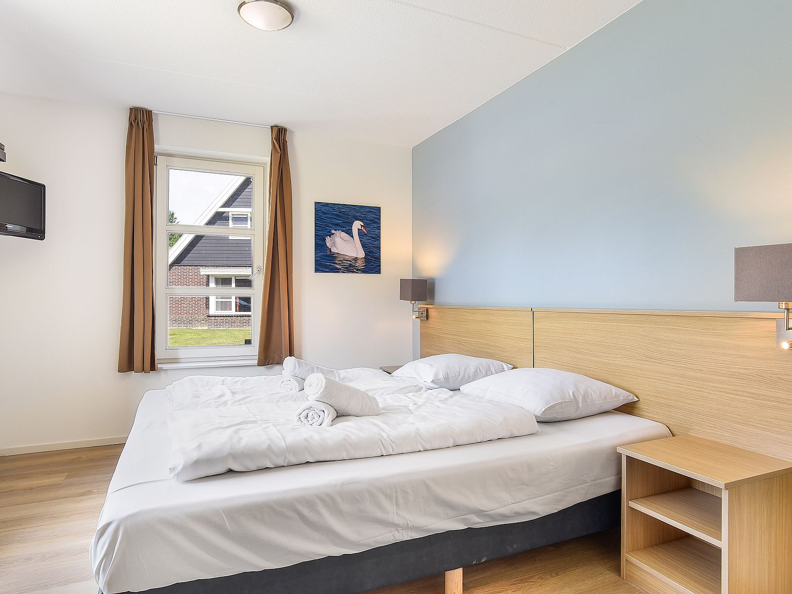 Guest house 2101208 - Bungalow Oostelijk Flevoland - Waterparc Veluwemeer | 16-persoons villa | 16N