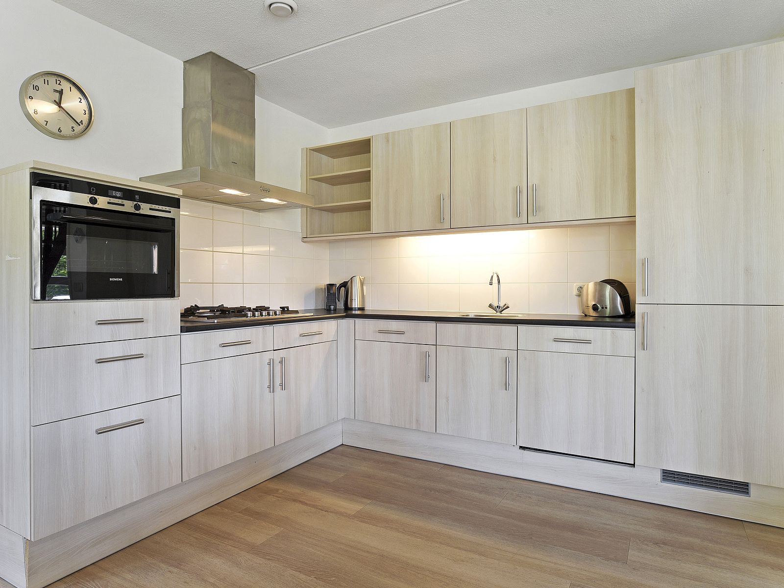 Guest house 2101213 - Bungalow Oostelijk Flevoland - Waterparc Veluwemeer | 10-persoons villa | 10FL+