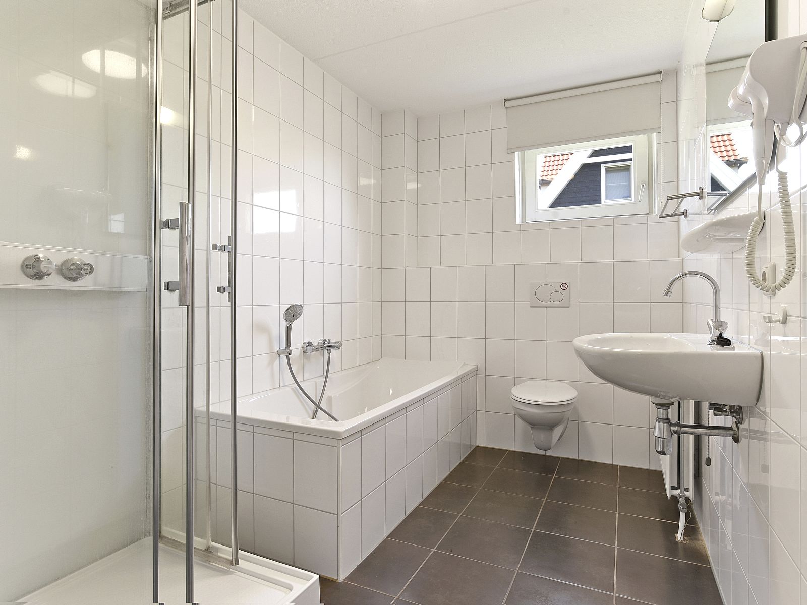 Guest house 2101213 - Bungalow Oostelijk Flevoland - Waterparc Veluwemeer | 10-persoons villa | 10FL+