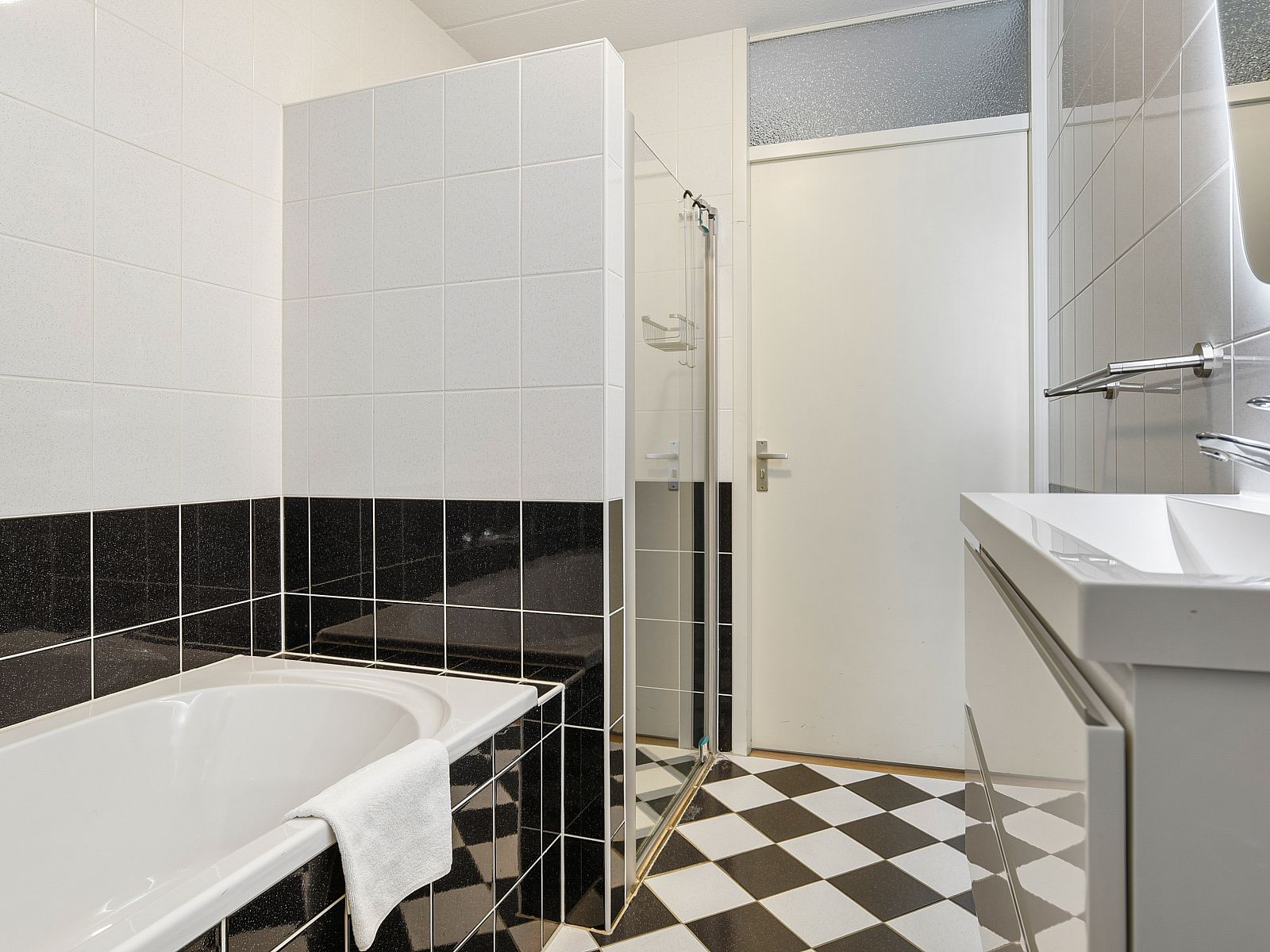 Unterkunft 2101215 - Bungalow Oostelijk Flevoland - Waterparc Veluwemeer | 4-persoons bungalow - Breed toegankel