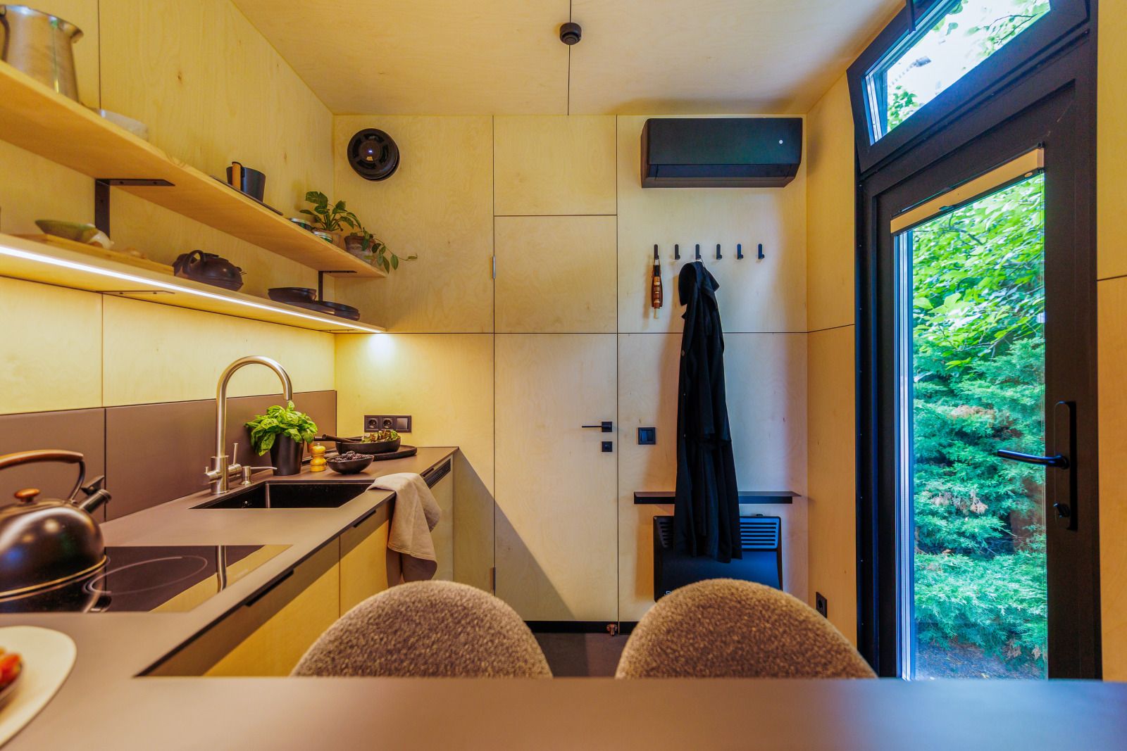 Guest house 210631 - Holiday property Oostelijk Flevoland - Tiny house met spiegelgevel