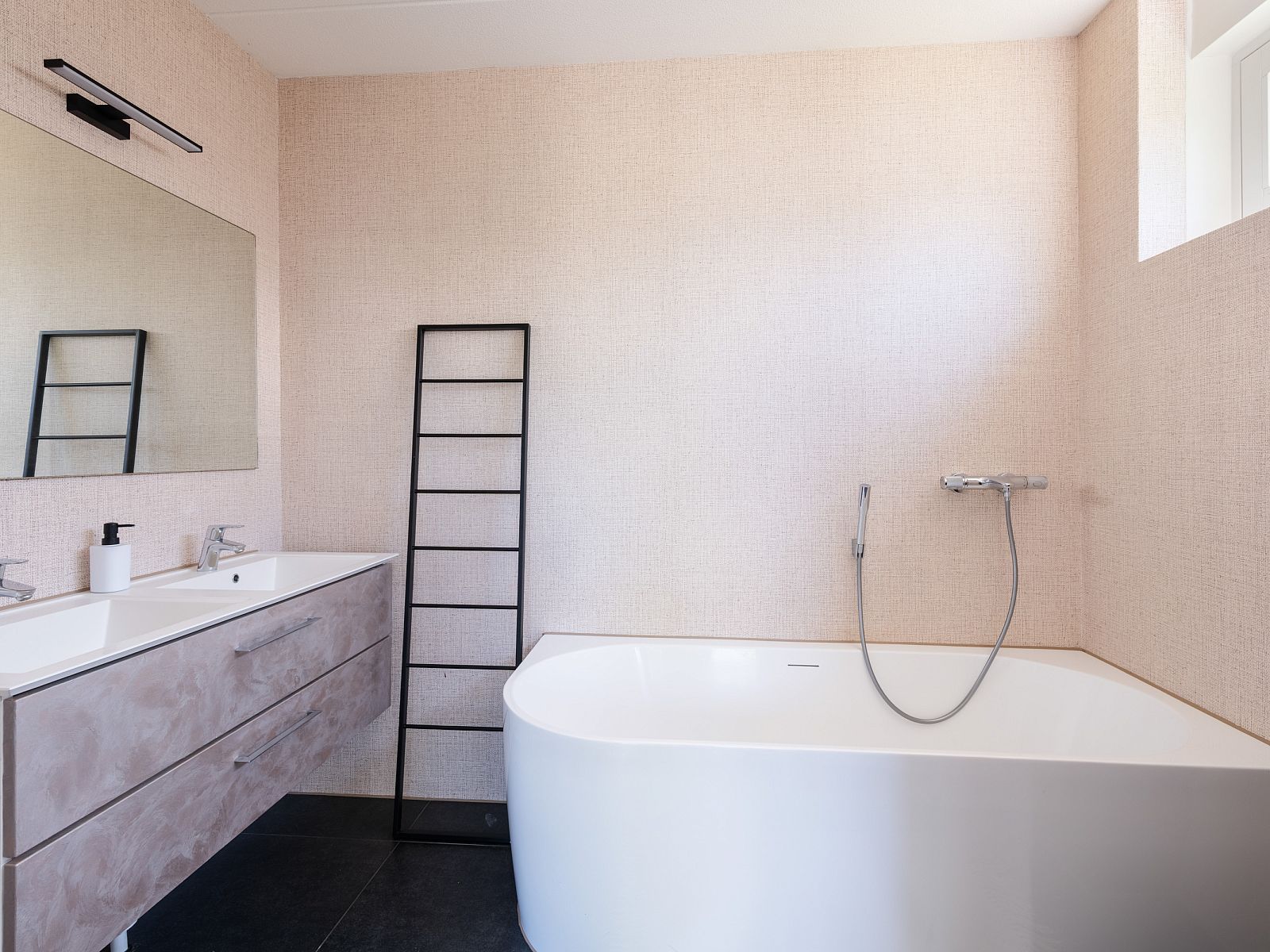 Guest house 210737 - Holiday property Oostelijk Flevoland - Vrijstaande woning in Lelystad