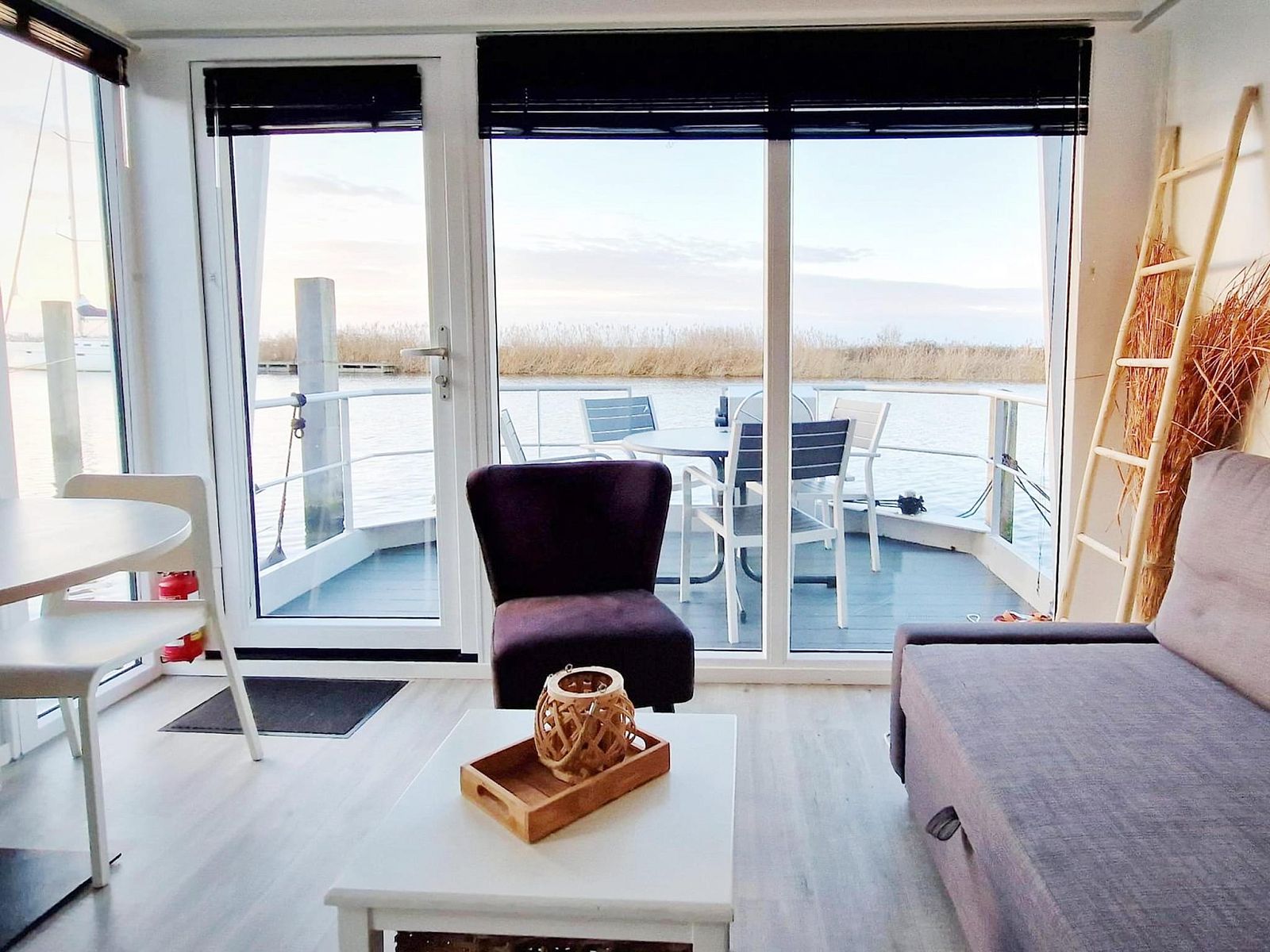 Unterkunft 210741 - Boot Oostelijk Flevoland - Havenlodge with roof terrace and balcony (4-6 pers) Lelystad