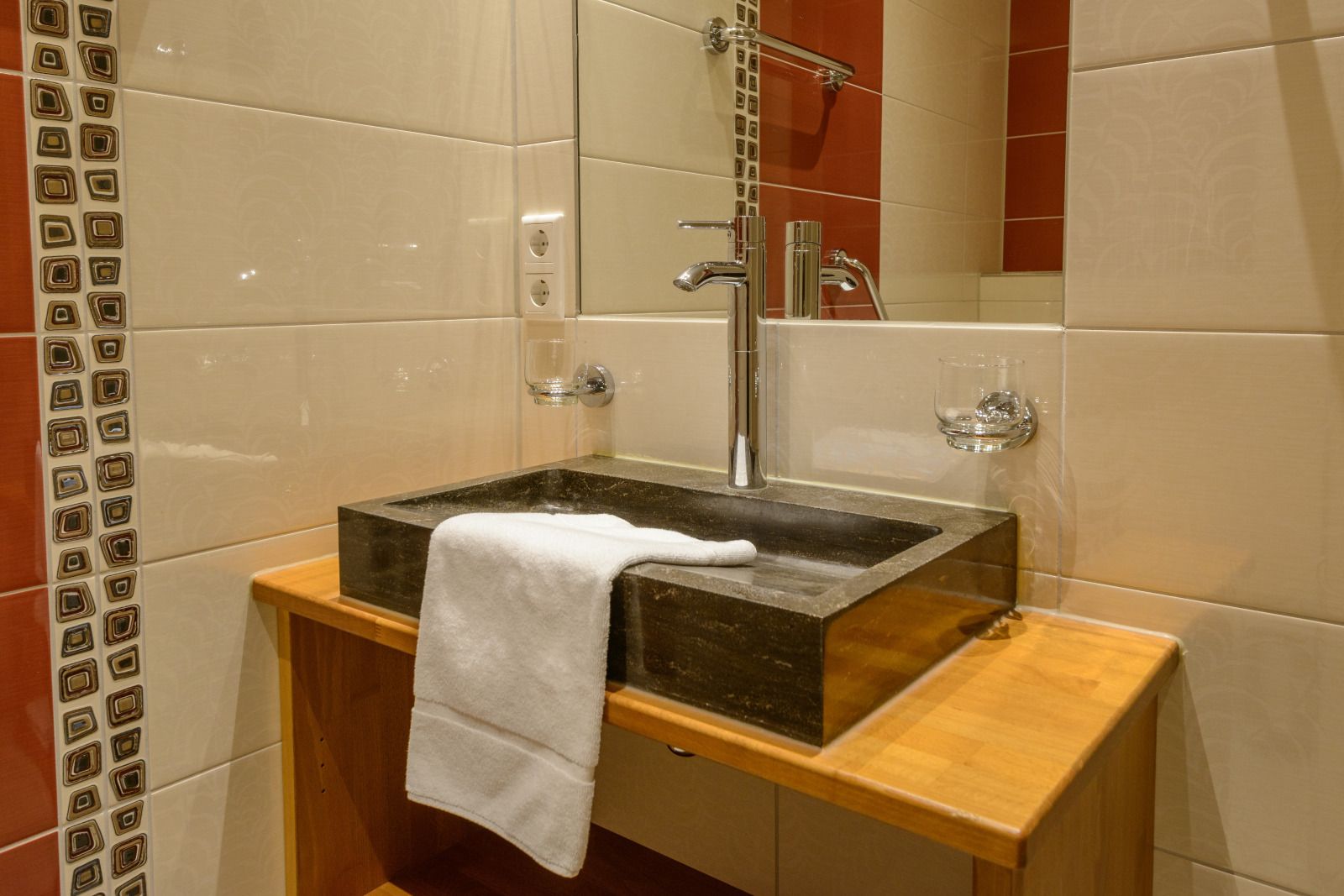 Voll ausgestattete Kueche im Ferienhaus OV150, Marknesse, mit Essecke.