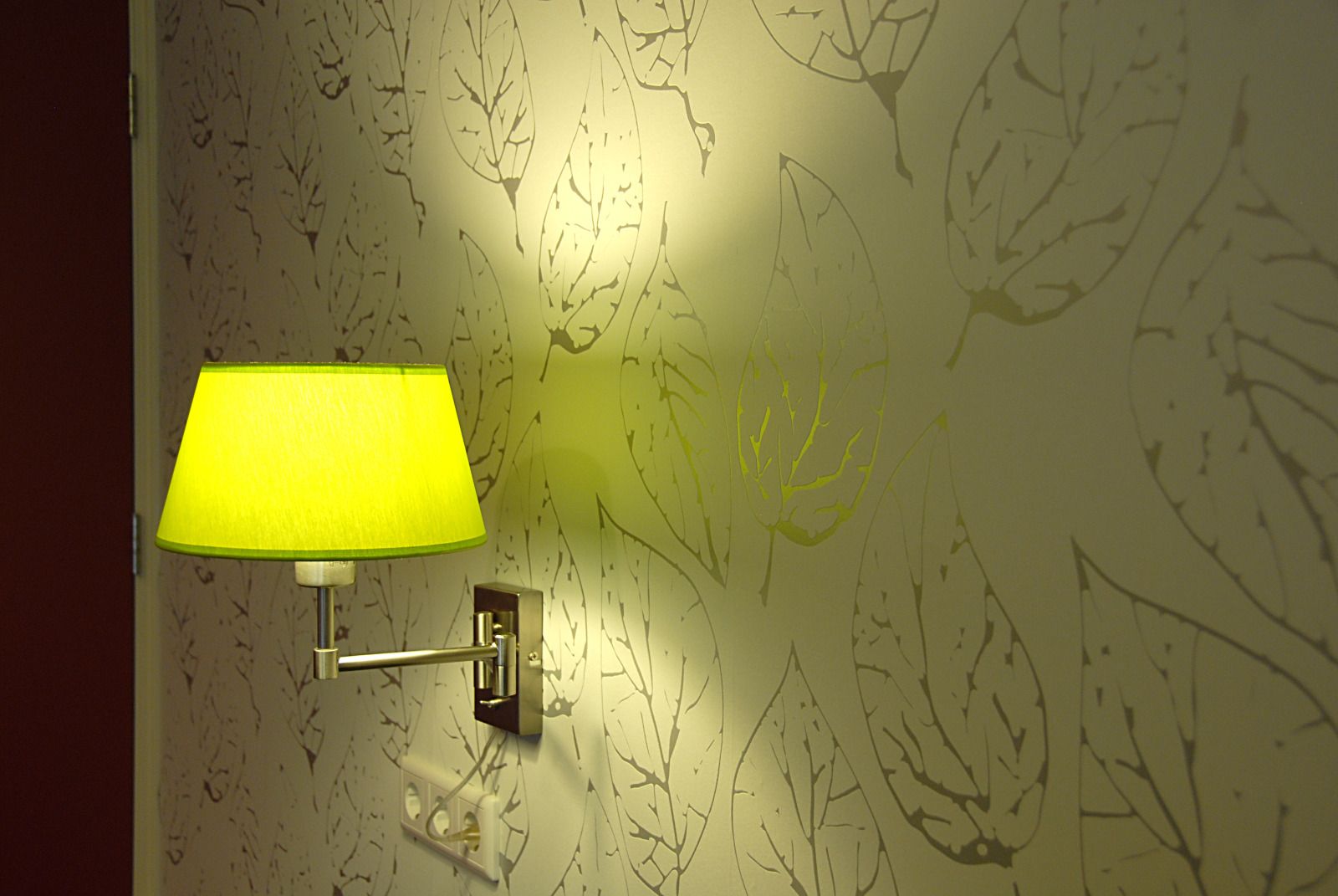 Stilvolles Badezimmer im Ferienhaus OV150, Marknesse, mit modernem Waschbecken.