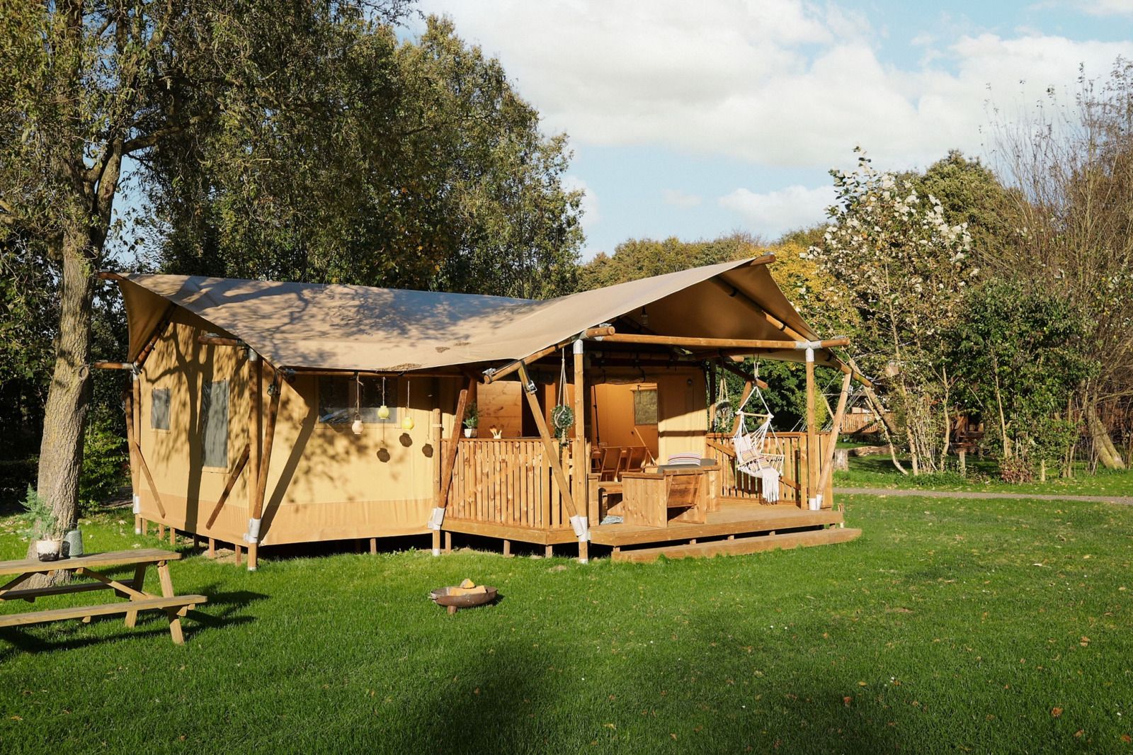 Guest house 2202131 - Tent house Zuidelijk Flevoland - Glamping tent La Vida Aqua