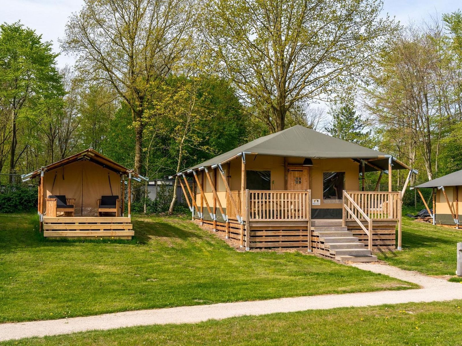 Verblijf 2202158 - Vakantiewoning Zuidelijk Flevoland - Vakantiehuis De Glamping - 2 1/2 family combo