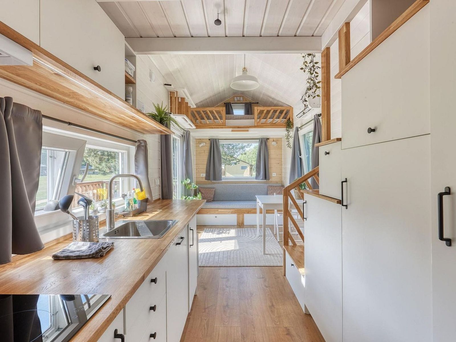 Verblijf 2202168 - Vakantiewoning Zuidelijk Flevoland - Vakantiehuis De Glamping - Tiny House rood | 5p