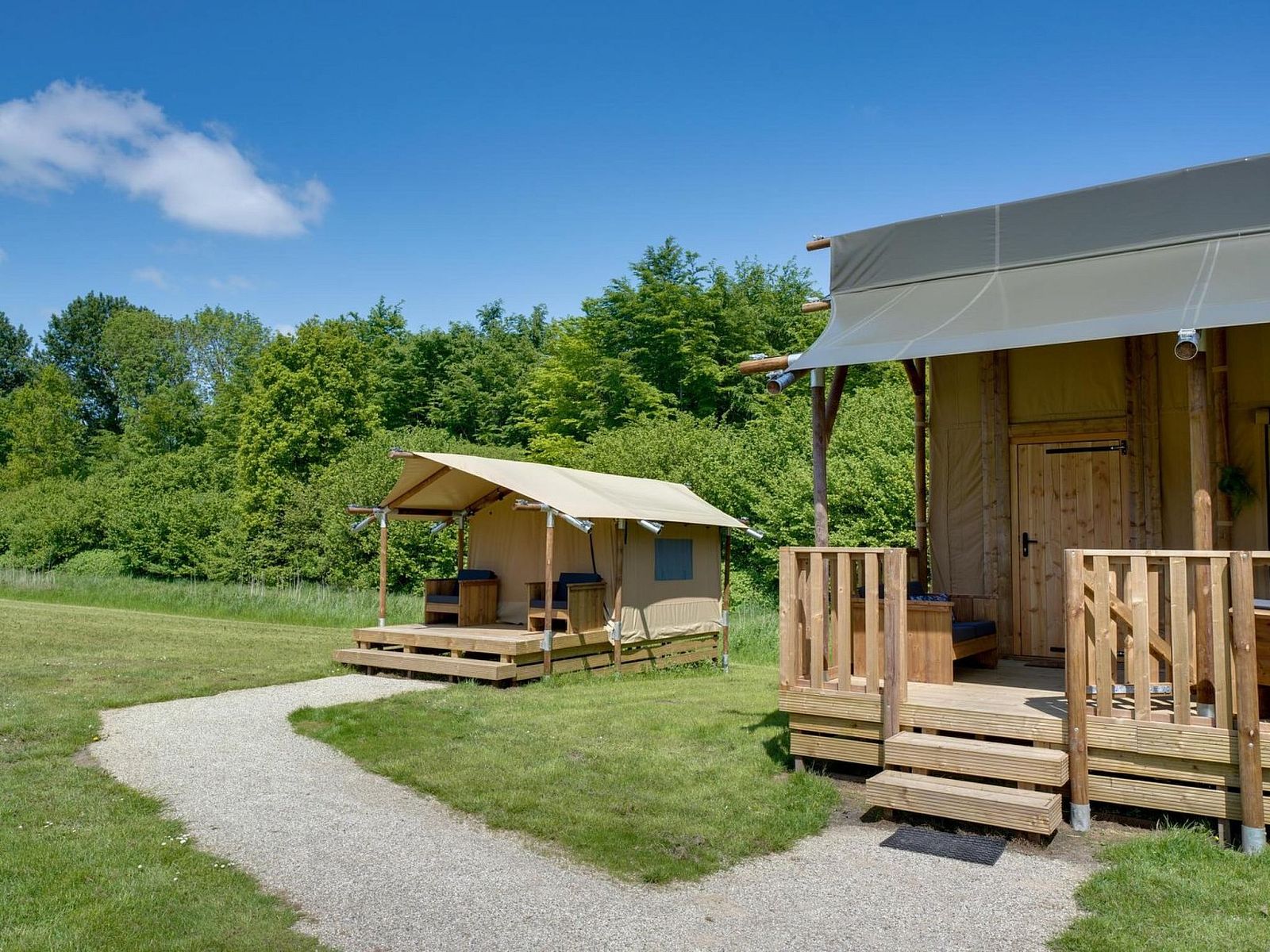 Verblijf 2202169 - Vakantiewoning Zuidelijk Flevoland - Vakantiehuis De Glamping - Sunny Trio | 14p