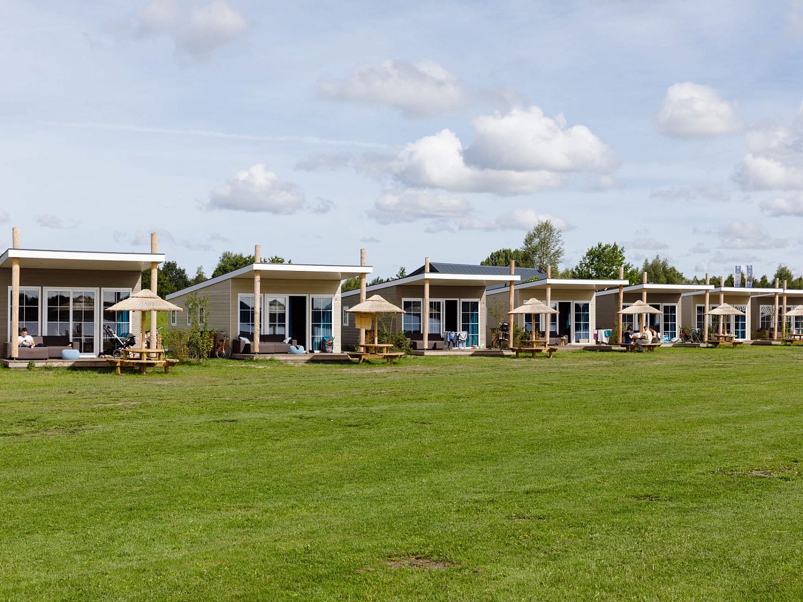 Guest house 220274 - Chalet Zuidelijk Flevoland - Chalet Strandzicht