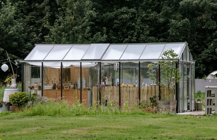 Vacation home in Zeewolde, a unique vacation home in Southern Flevoland with a glass conservatory surrounded by natural surroundings.