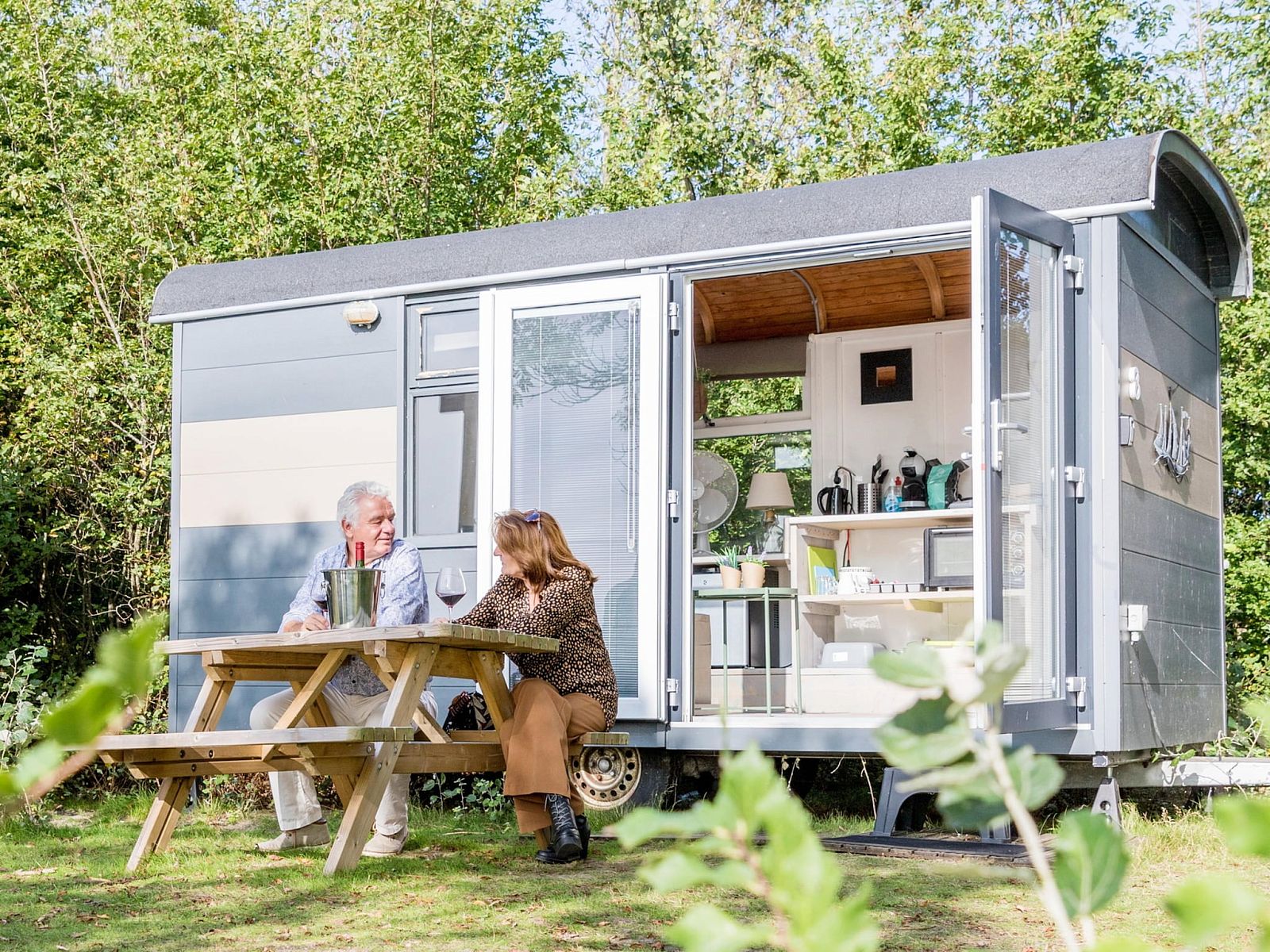 Verblijf 220347 - Vakantiewoning Zuidelijk Flevoland - Tiny Wagon two-person (Nr 7-10),by the water