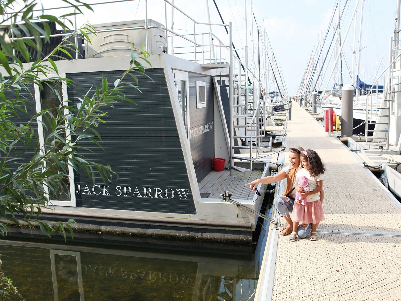 Verblijf 220348 - Boot Zuidelijk Flevoland - Havenlodge with roof terrace and balcony (4-6 pers) Almere