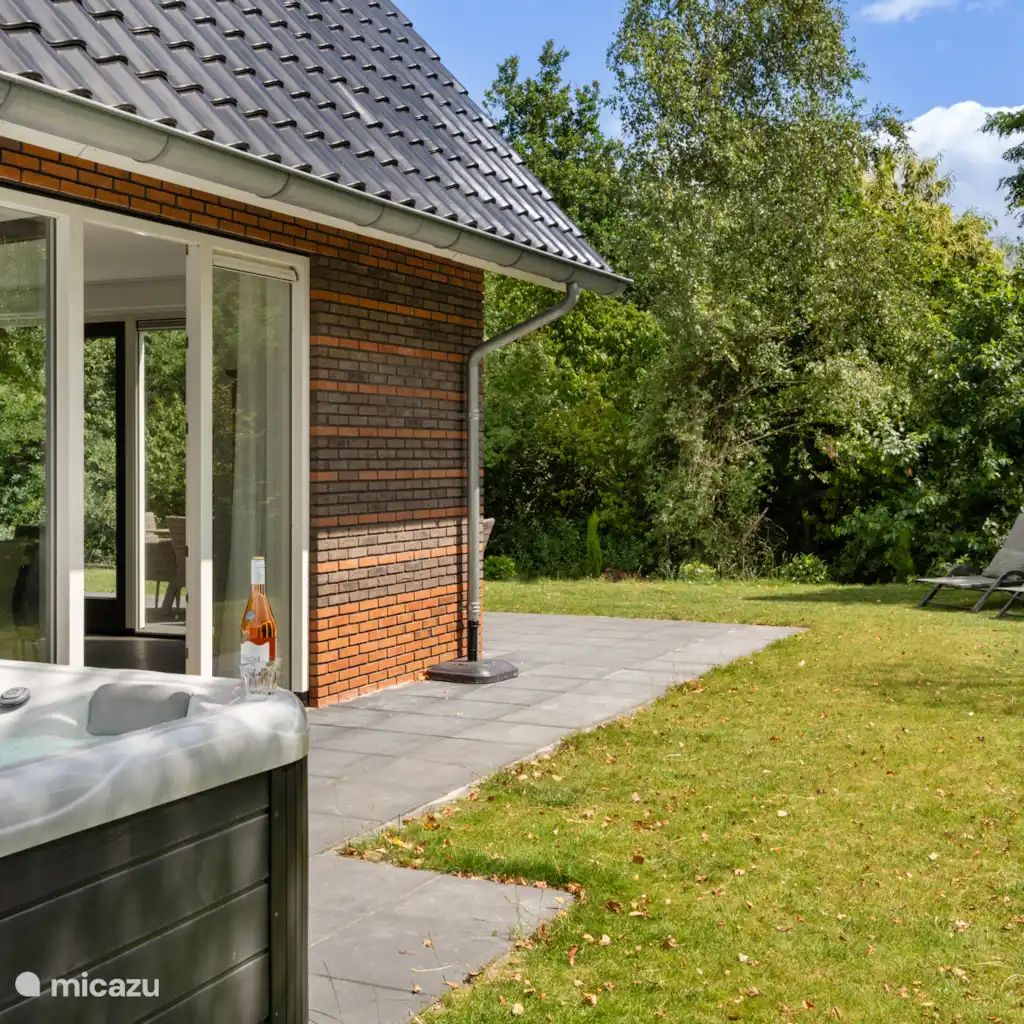 Unterkunft 2303116 - Ferienhaus Friese bossen - Boszandoog 8 pers. | Wellness