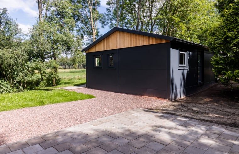Ferienhaus in Ravenswoud, ein Ferienhaus in den friesischen Waeldern von Friesland, umgeben von Natur und Ruhe.