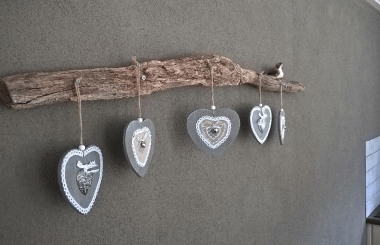 Decorative hearts on the wall in Holiday home in Steggerda, Friesland.
