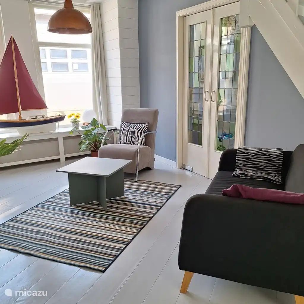 Guest house 240910 - Holiday property Friese elfsteden - Franeker Hûske
