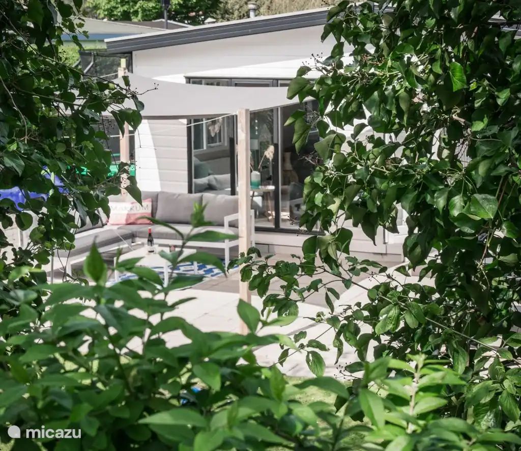 Guest house 260122 - Chalet Het Friese platteland - Zeebries Makkum