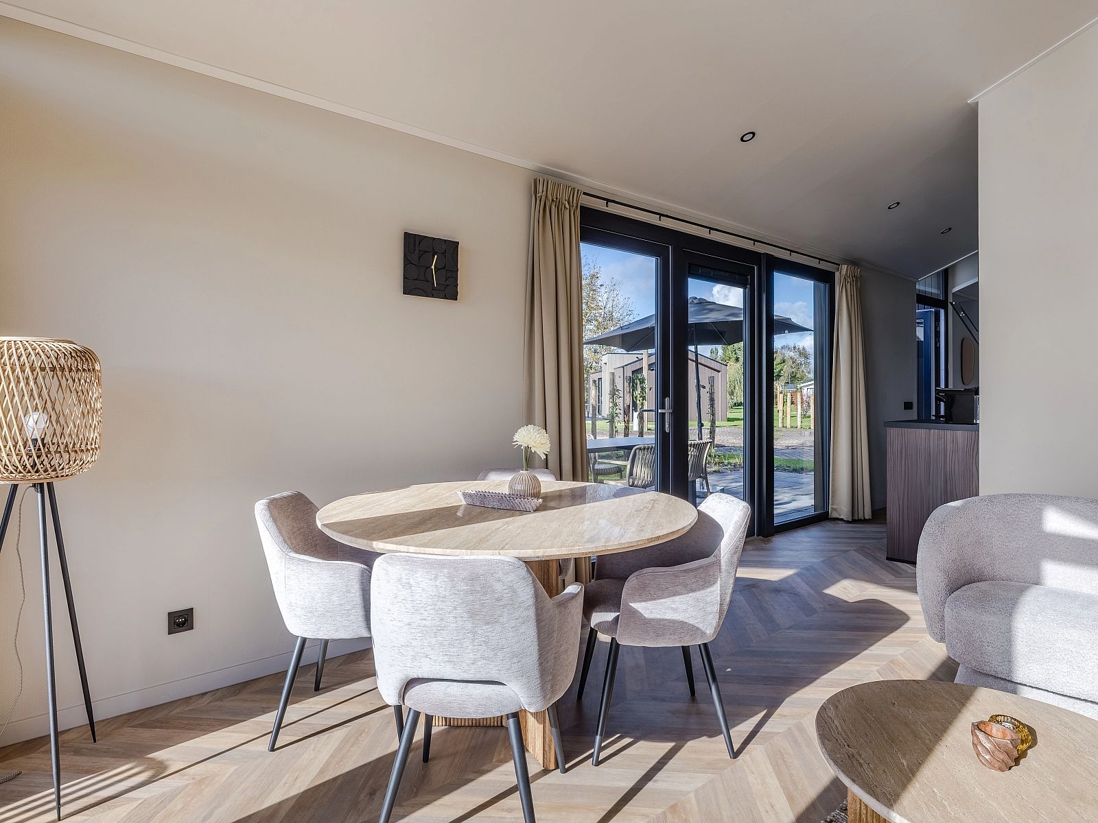 Verblijf 260139 - Bungalow Het Friese platteland - 4-persoons wellness lodge | 4B3