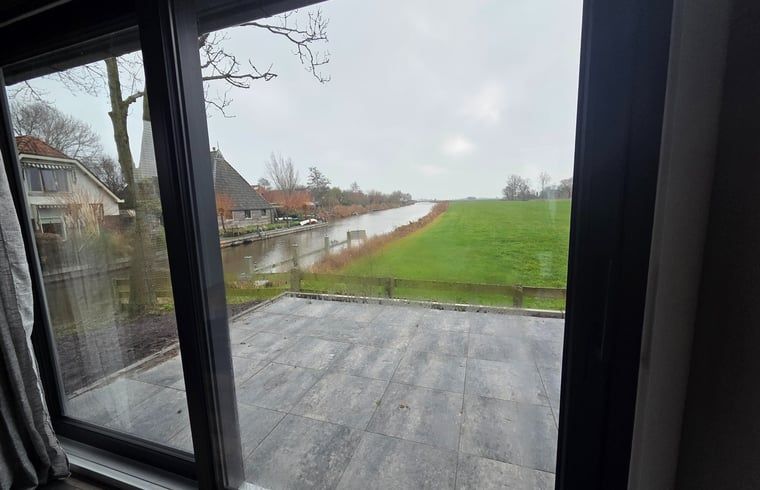 Guest house 260141 - Holiday property Het Friese platteland - Huisje in Easterlittens