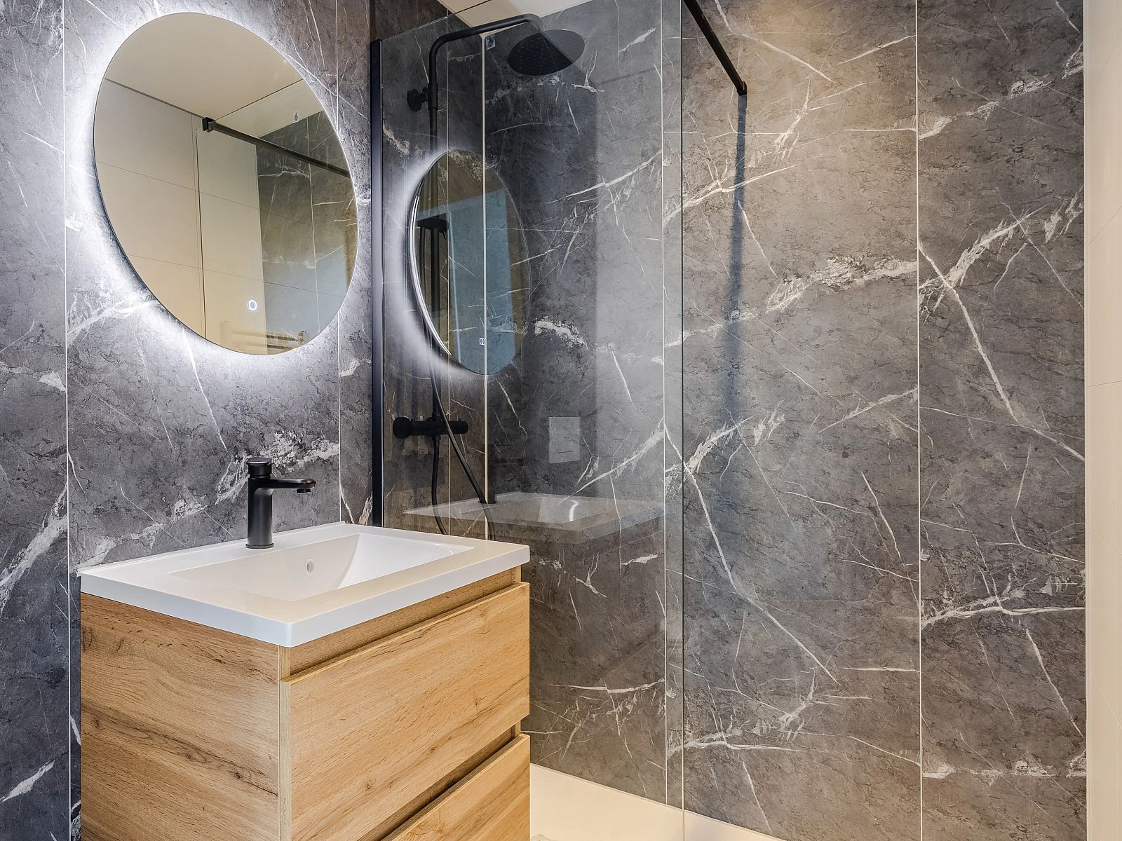 Guest house 260146 - Bungalow Het Friese platteland - 4-persoons wellness lodge | 4B4