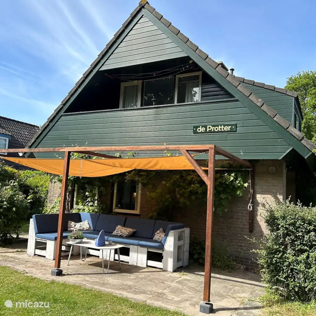Verblijf 2610318 - Vakantiewoning Het Friese platteland - Huis aan het water: de Protter