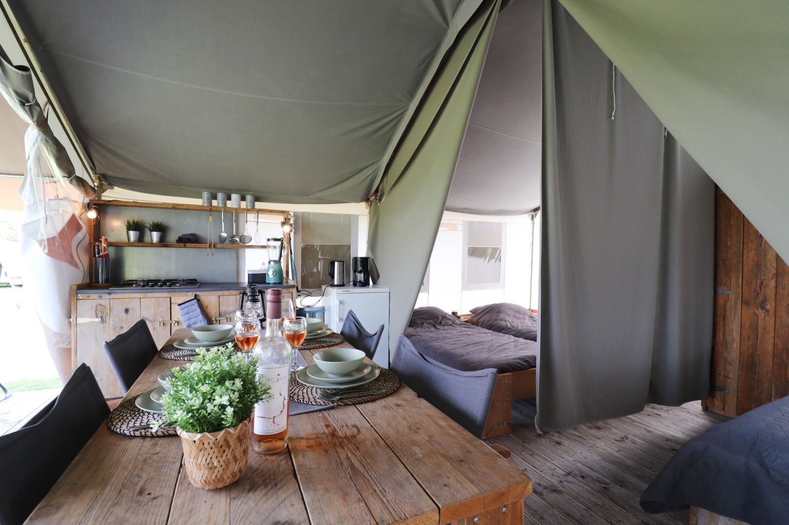 Unterkunft 2615003 - Zelthaus Het Friese platteland - Safaritent «''Noflik"»