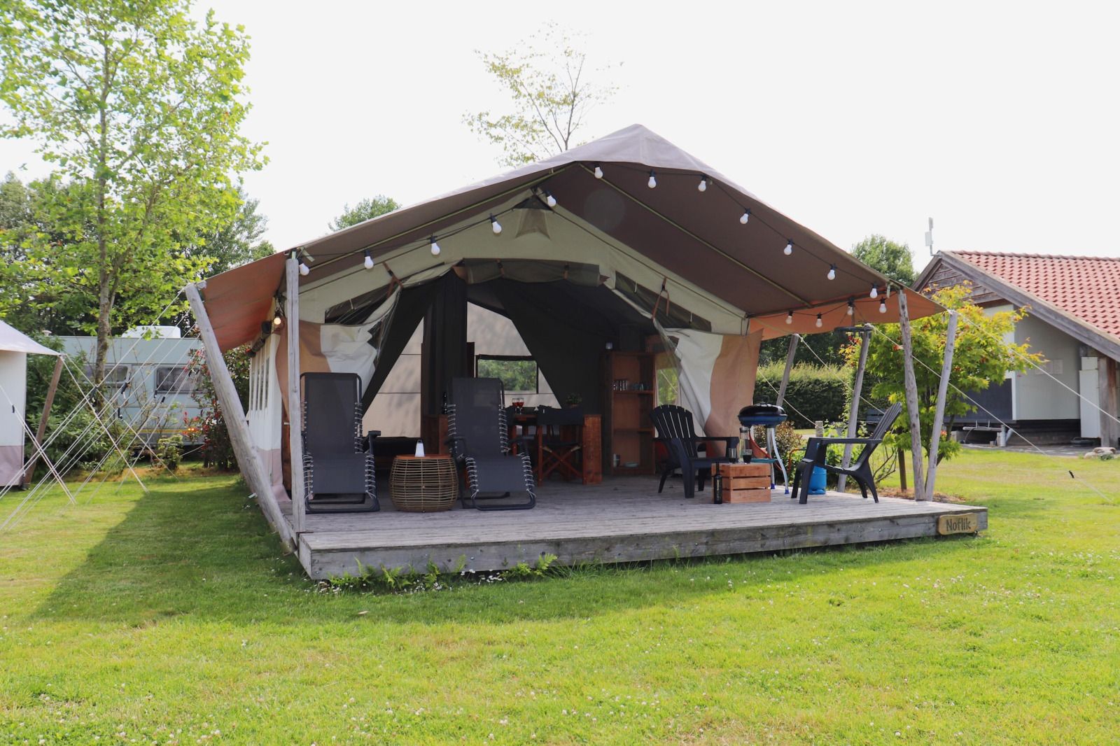 Unterkunft 2615003 - Zelthaus Het Friese platteland - Safaritent «''Noflik"»