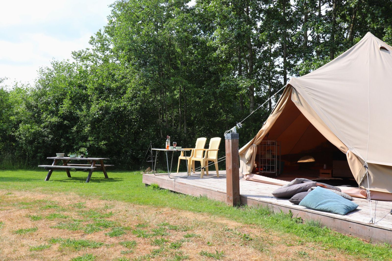 Unterkunft 2615006 - Zelthaus Het Friese platteland - «Twee Glamour tenten "Kreas" en "Smuk" naast elkaar»