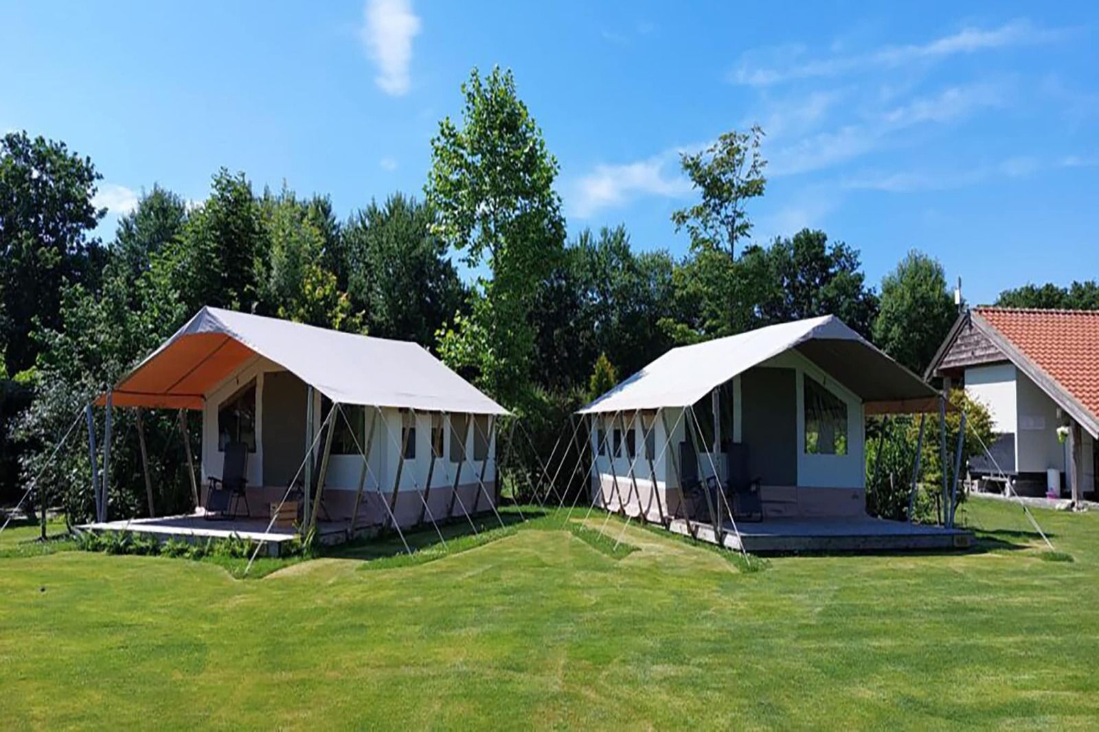 Unterkunft 2615007 - Zelthaus Het Friese platteland - Safaritent «'Gaadlik'»