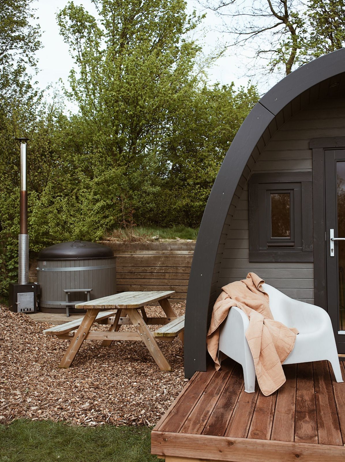 Unterkunft 2617707 - Ferienhaus Het Friese platteland - Glamping Pod met Hottub