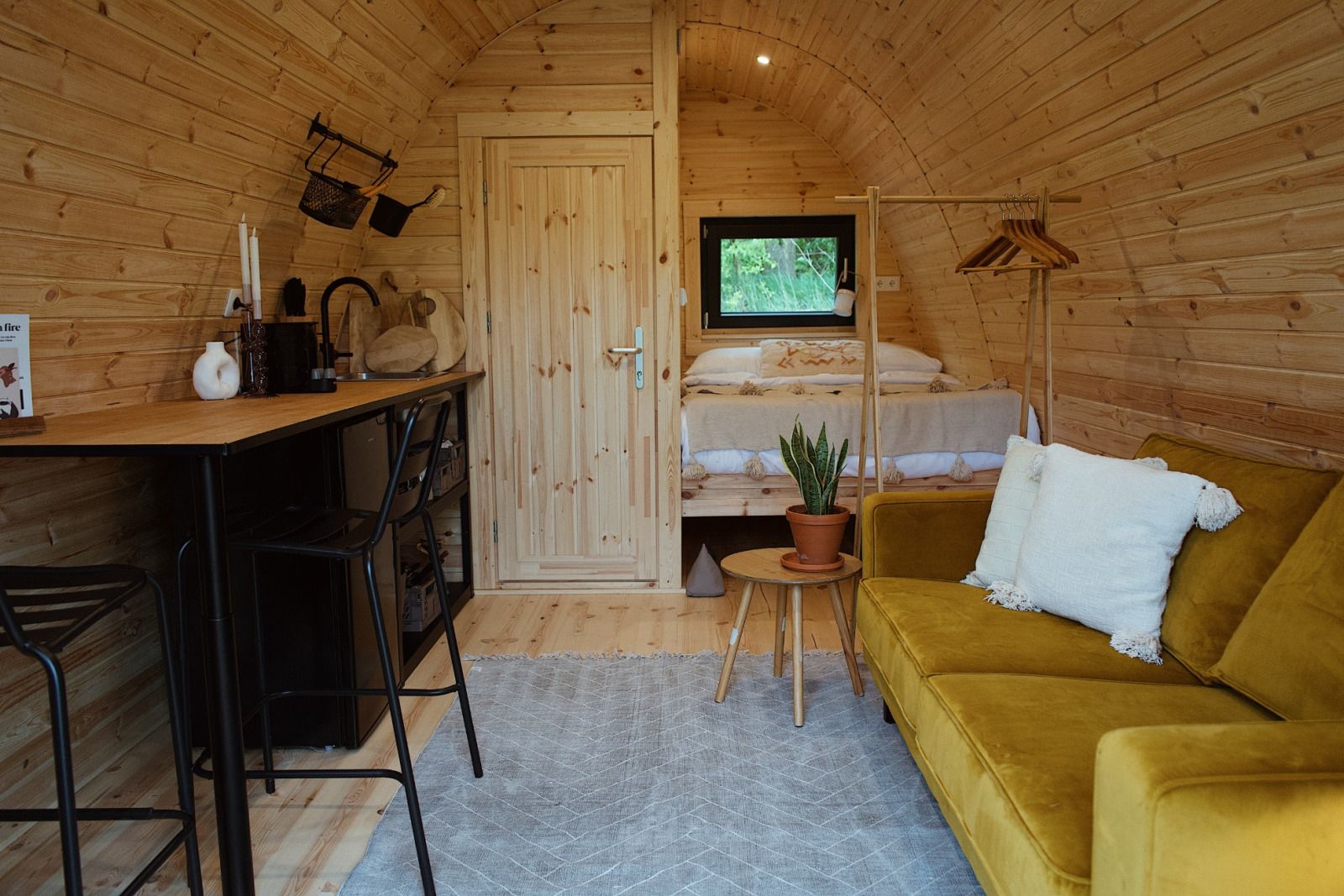 Unterkunft 2617707 - Ferienhaus Het Friese platteland - Glamping Pod met Hottub