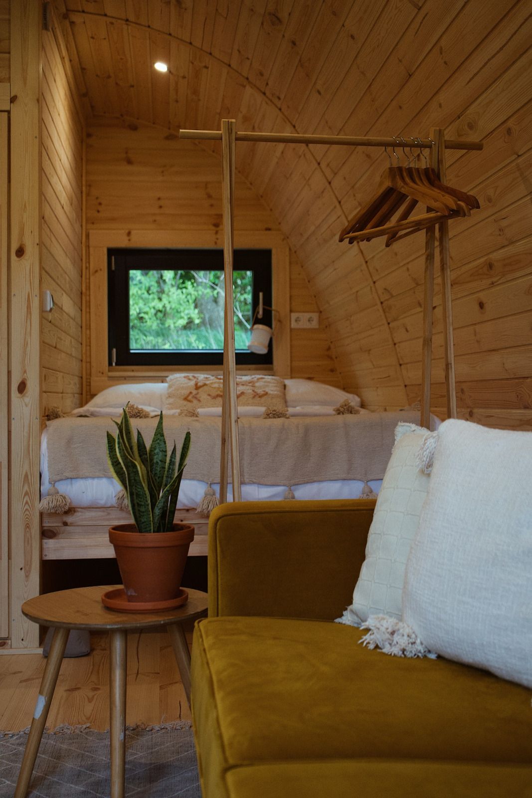 Unterkunft 2617707 - Ferienhaus Het Friese platteland - Glamping Pod met Hottub
