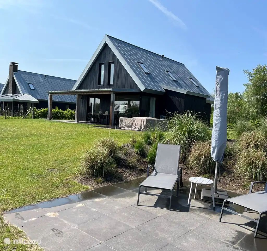 Unterkunft 266502 - Ferienhaus Het Friese platteland - Villa aan het water Sint Nicolaasga