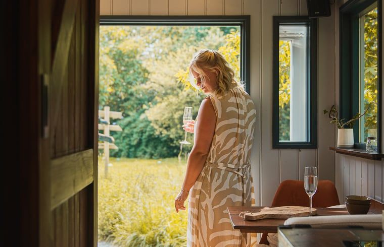 Geniessen Sie die Ruhe der Natur vom Ferienhaus in Waskemeer, einem charmanten Ferienhaus in der friesischen Landschaft in Friesland.