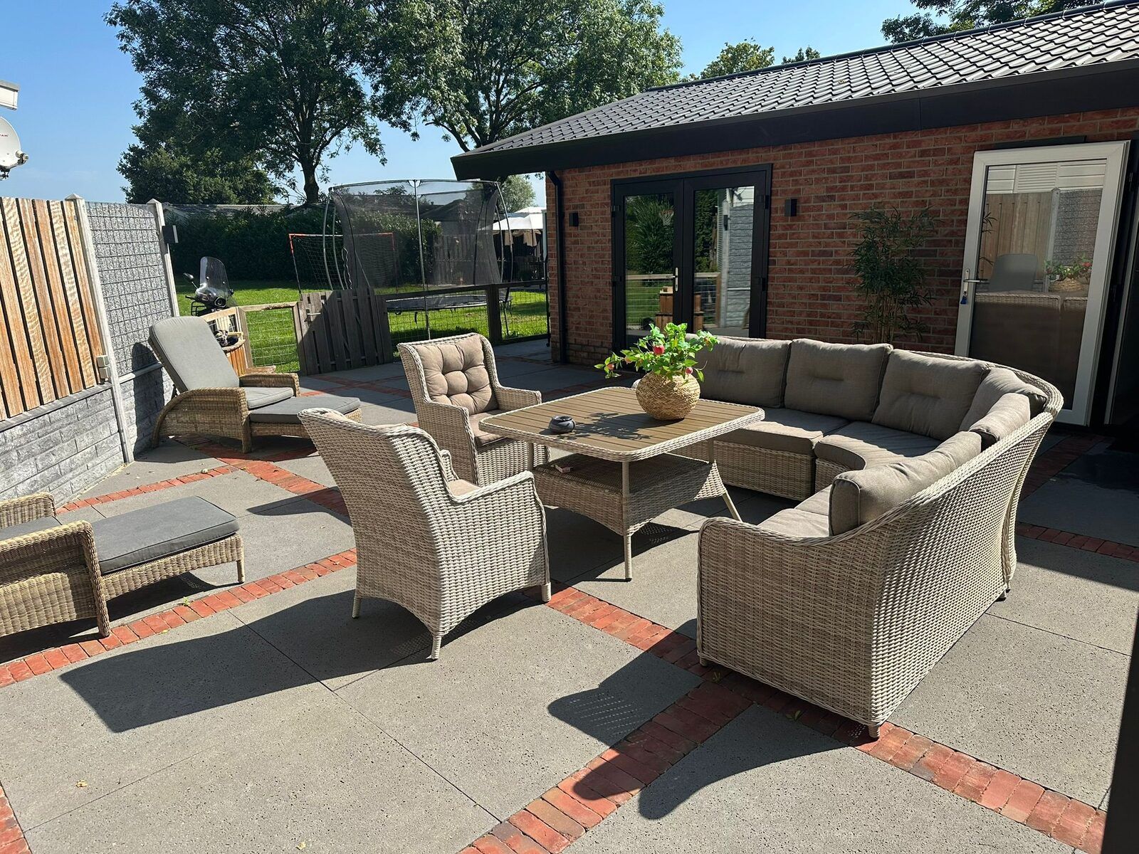 Verblijf 280113 - Vakantiewoning Rivierengebied - Brick Lodge met hottub | 6 personen