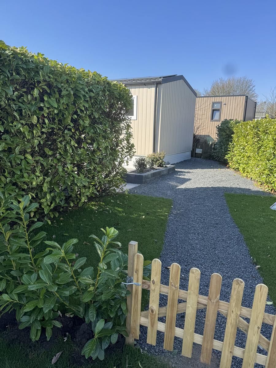 Verblijf 280132 - Vakantiewoning Rivierengebied - Heide Lodge aan het water met hottub | 6 personen