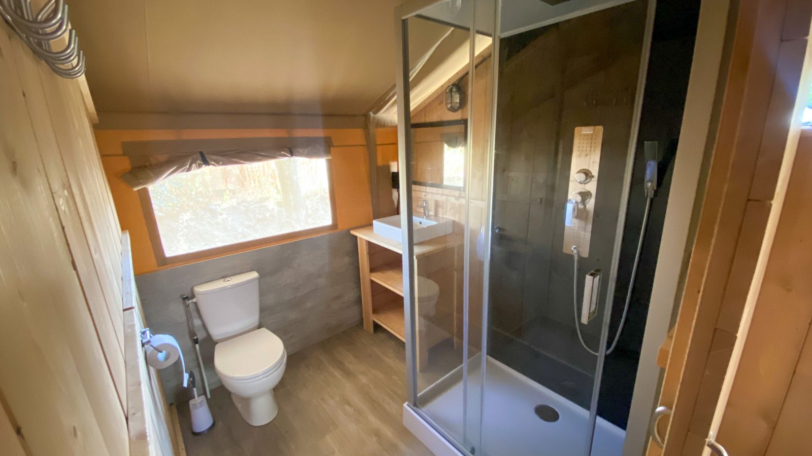Verblijf 280704 - Tenthuis Rivierengebied - Safaritent + sanitair