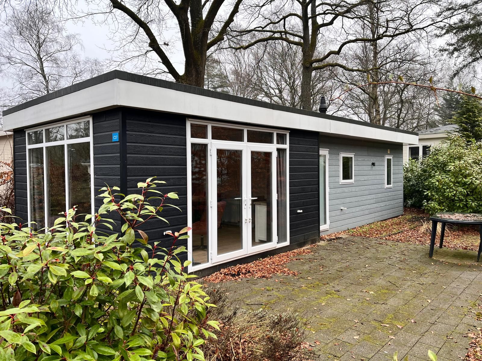 Freistehendes Haus in Arnheim, ein Ferienhaus in der Flusslandschaft von Gelderland, umgeben von ruhiger Natur und rustikalem Charme.