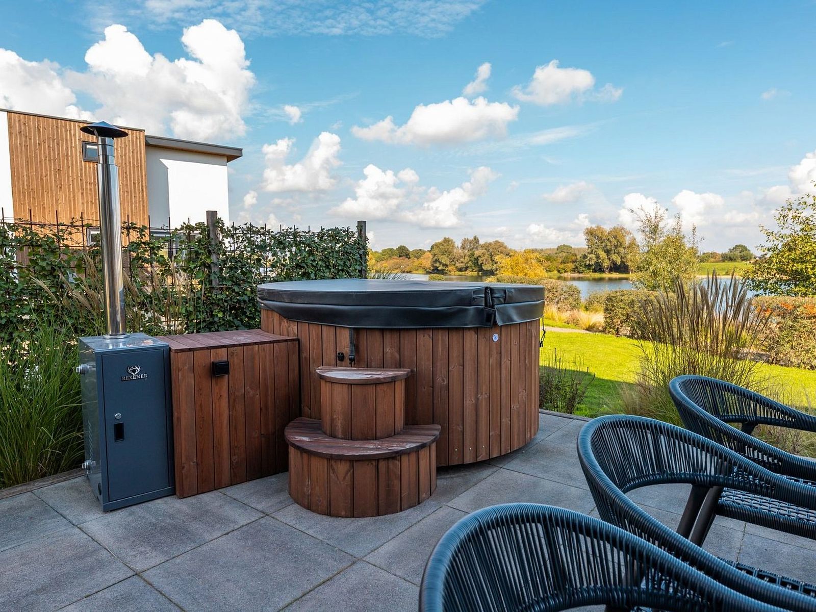 Unterkunft 281417 - Ferienhaus Rivierengebied - Vakantiehuis Vakantiepark Aan de Maas - Waterzicht Wellness,