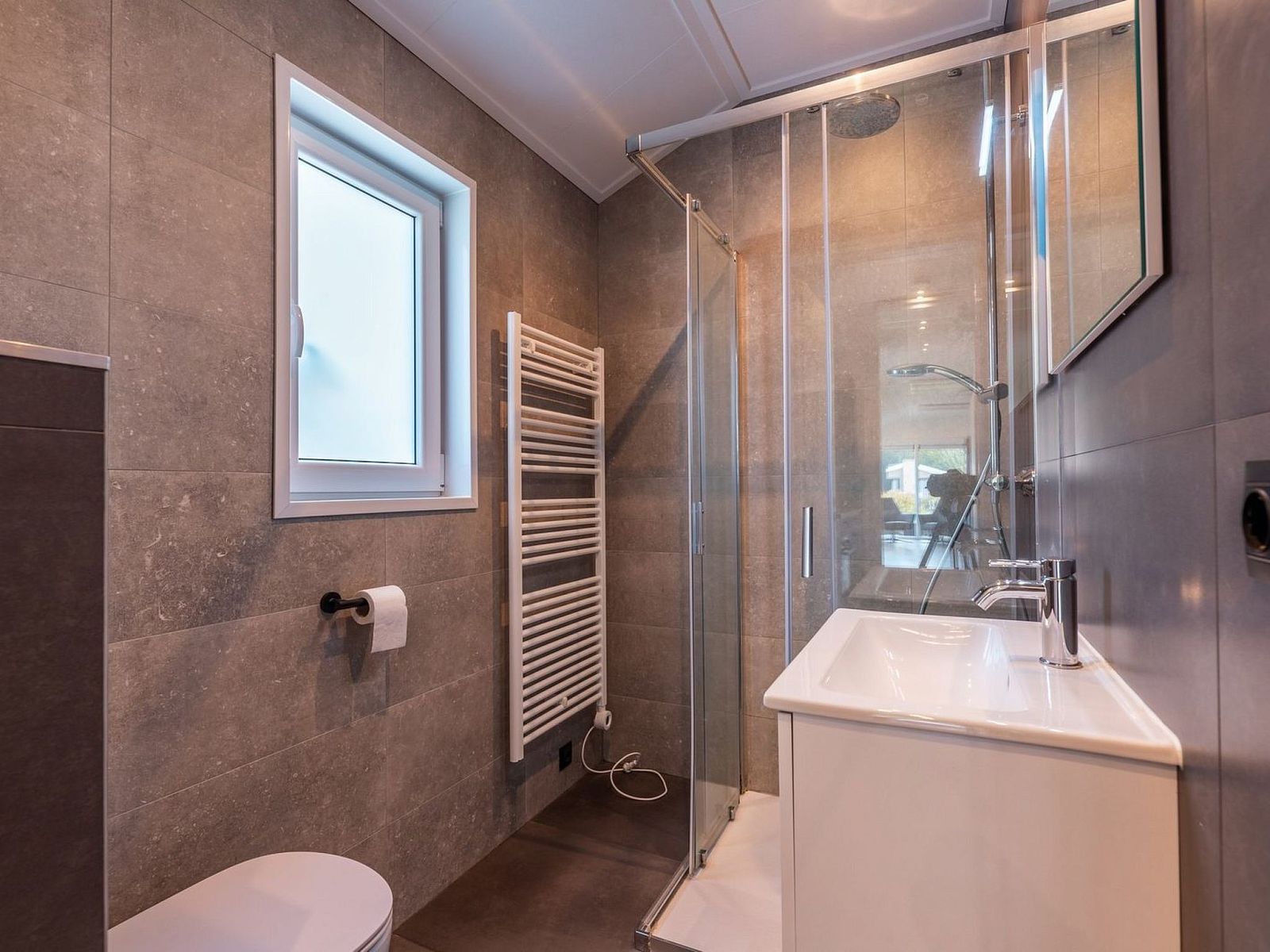 Guest house 281422 - Holiday property Rivierengebied - Vakantiehuis Vakantiepark Aan de Maas - Maas Lande | 6p 6p