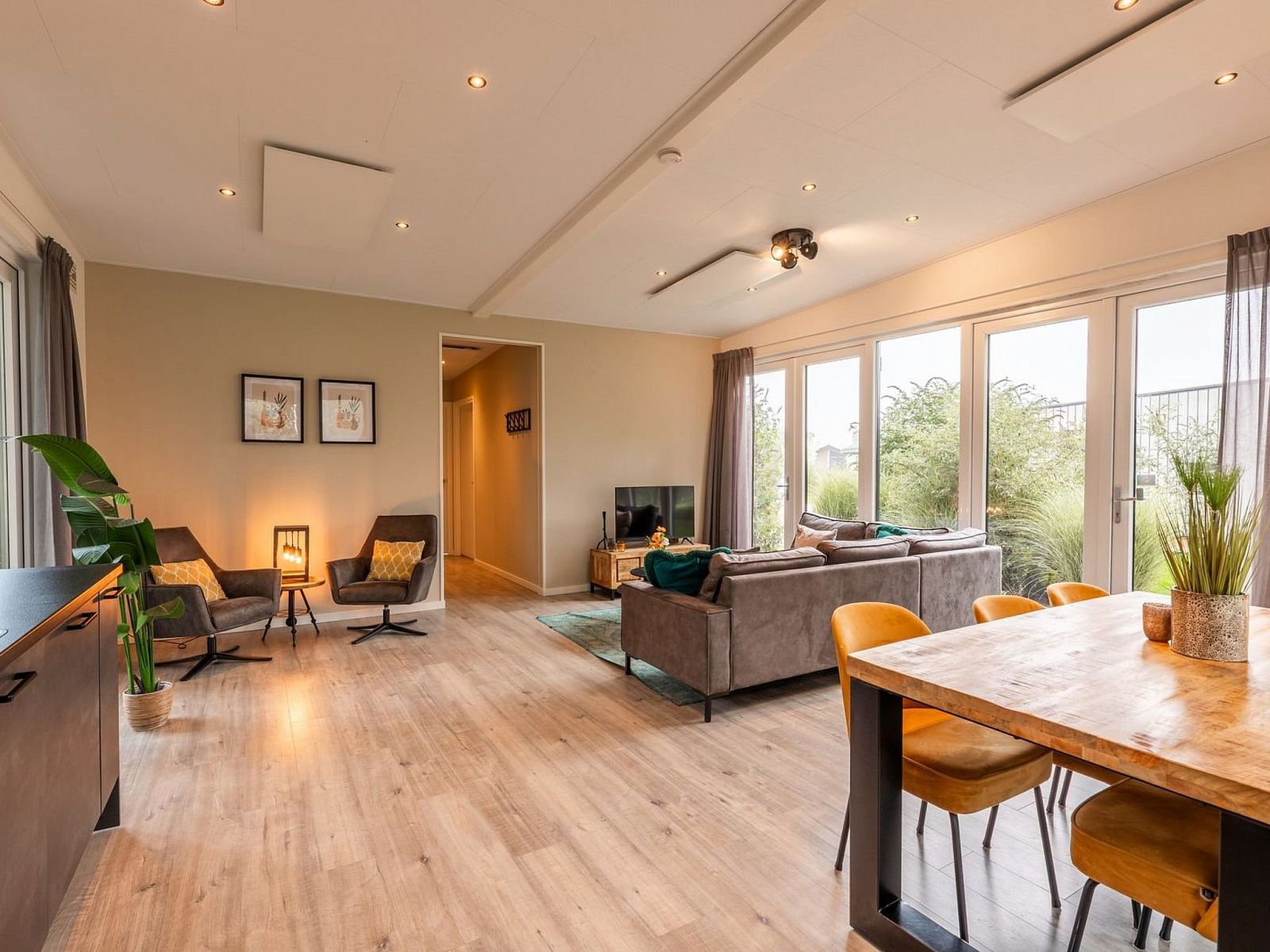 Verblijf 281423 - Vakantiewoning Rivierengebied - Vakantiehuis Vakantiepark Aan de Maas - Weide Lande | 6p 6p