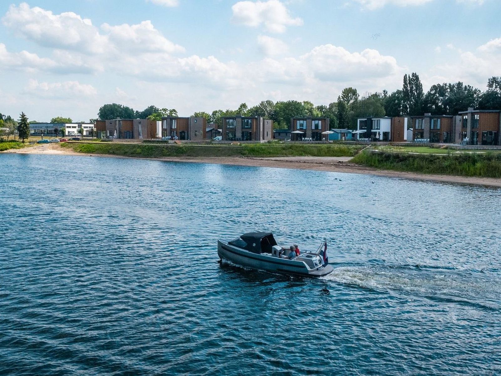 Verblijf 281424 - Vakantiewoning Rivierengebied - Vakantiehuis Vakantiepark Aan de Maas - Weide Lande | 4p 4p